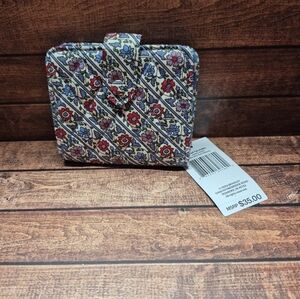 NWT Vera Bradley Small Tab Wallet 🌷Bias mini vines ribbons Pattern🌷